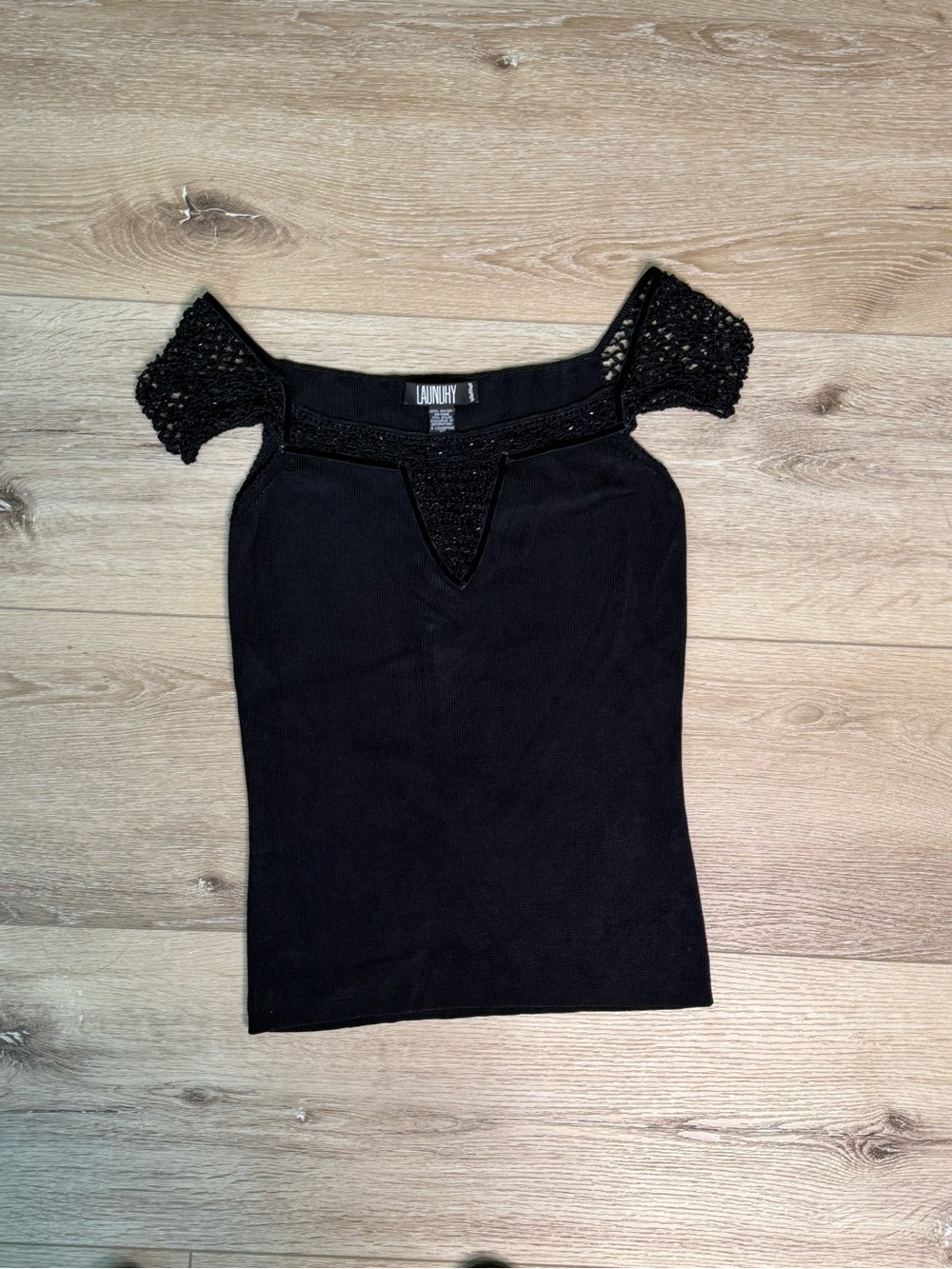 Laundry By Shelli Segal Black Beaded Crochet-Trim Top
